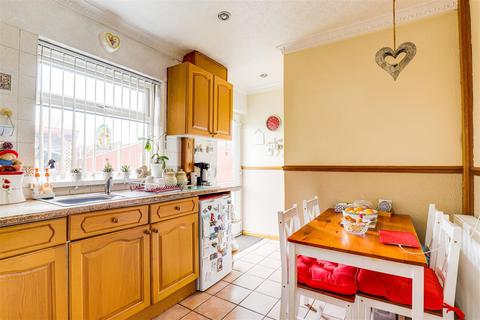 3 bedroom end of terrace house for sale, Rosecroft Drive, Daybrook NG5