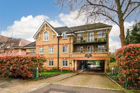 3 bedroom flat for sale, Holders Hill Road, Hendon, London