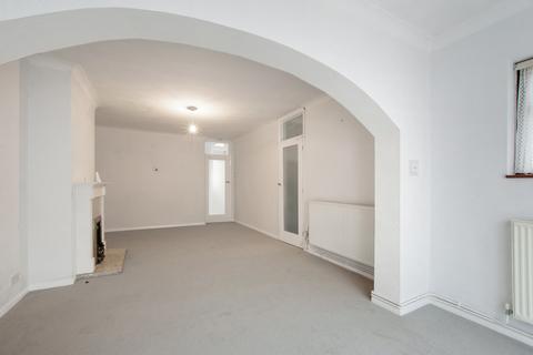 5 Montgomery Close, Sidcup, DA15 8RA