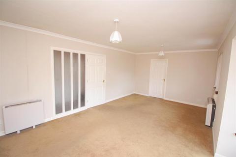 2 bedroom flat for sale, Ardgowan Street, Greenock PA16