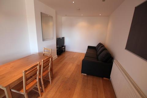 1 bedroom in a house share to rent - Penhill Road, Bexley