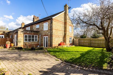 2 bedroom end of terrace house for sale, Ongar Road, Dunmow, Essex