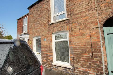 2 bedroom end of terrace house for sale - Upgate, Louth LN11