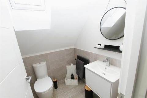 29 Commodores Close, Minster On Sea, Sheerness, ME12 3UU