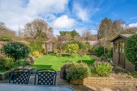 4 bedroom detached house for sale, St. Martins Close, Stratford-upon-Avon