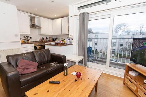 4 bedroom flat to rent, Victoria Rise, Clapham SW4