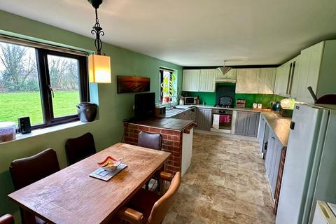 5 bedroom country house for sale - Brampton Road, Madley, Hereford, HR2
