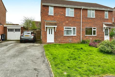 3 Fraser Close, Burnham-on-sea, TA8 2TJ