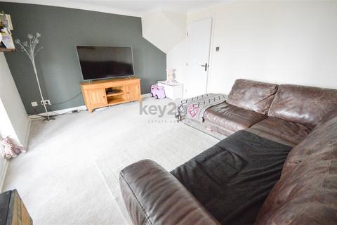 3 bedroom semi-detached house for sale - Middle Ox Close, Halfway, Sheffield, S20