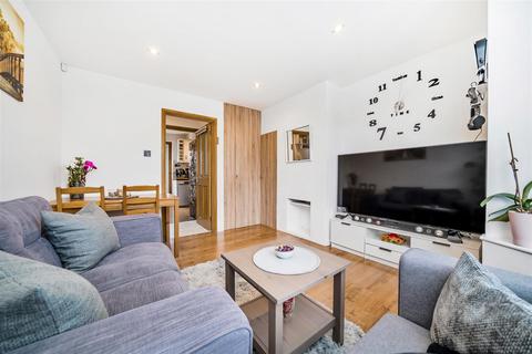2 bedroom flat for sale - Furness Road, Morden SM4