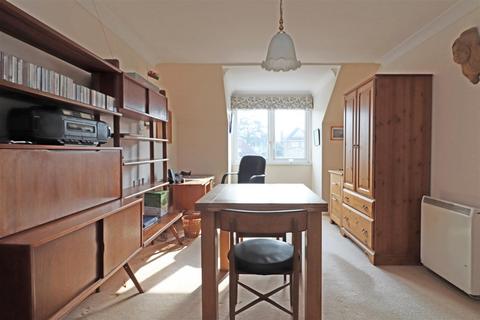 2 bedroom retirement property for sale - London Road, Redhill
