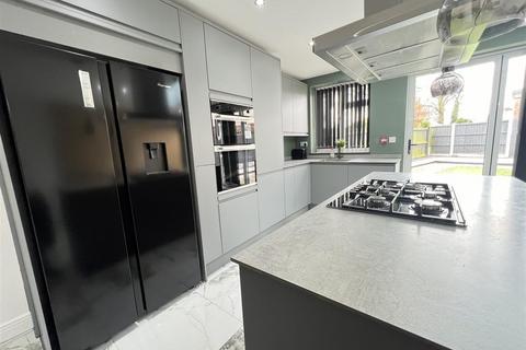 46 Pages Lane, Great Barr, Birmingham, B43 6LP