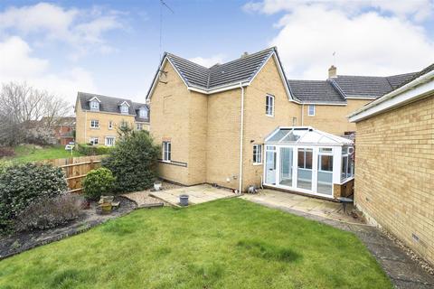 3 bedroom end of terrace house for sale, Windsor Road, Rushden NN10