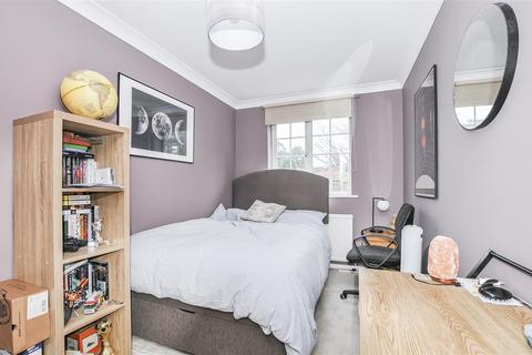 2 Church Road, Ascot, SL5 9EX
