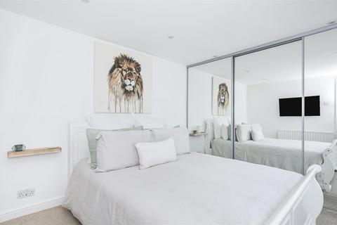 36a Upcroft, Windsor, SL4 3NQ