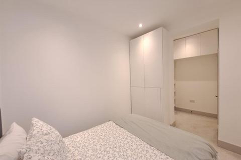 1 bedroom flat to rent, Allitsen Road ., London