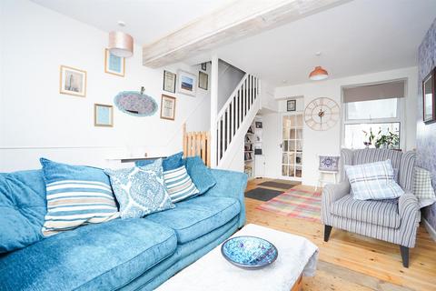 5 Coronation Road, Bideford, EX39 3DA
