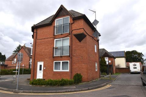 1 bedroom flat for sale, London Road, Bicester