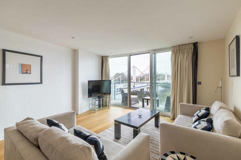 2 bedroom apartment to rent, Queenstown Road, Battersea, SW11
