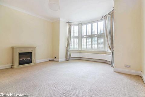 2 bedroom flat for sale, Palmerston Road, Buckhurst Hill