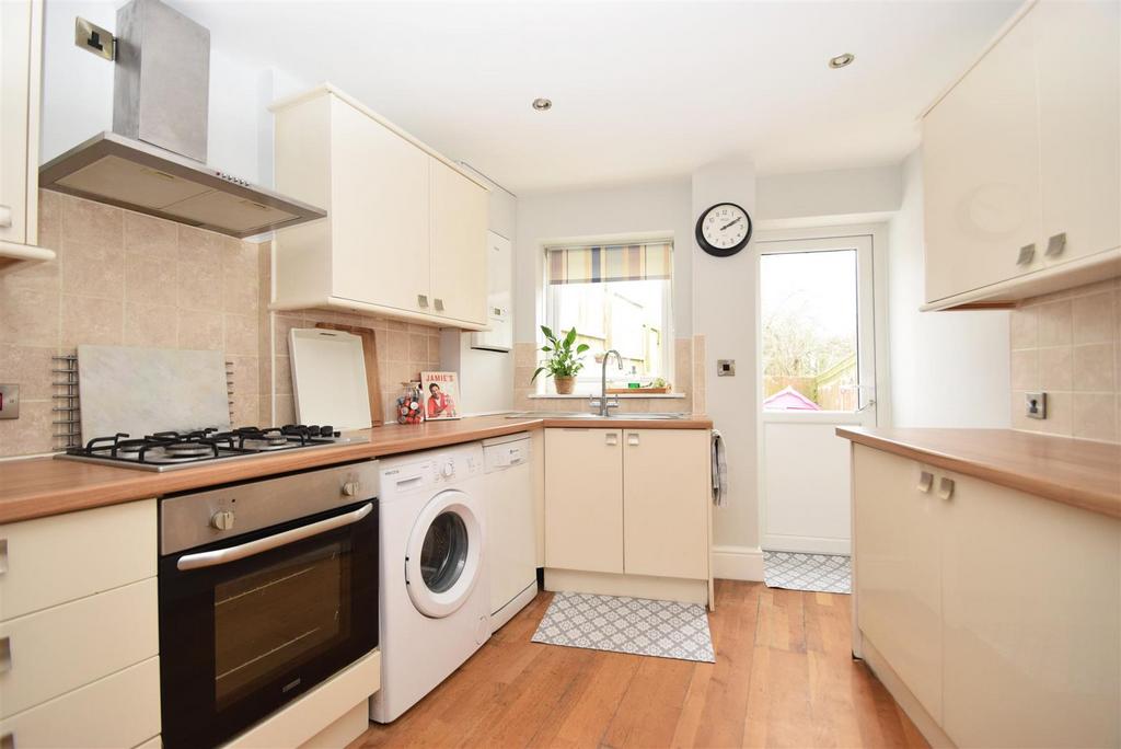 Belle Vue Road, Shrewsbury 2 bed end of terrace house for sale £225,000