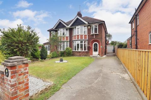 3 bedroom semi-detached house for sale, Boothferry Road, Hessle