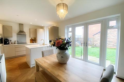 4 bedroom detached house for sale, Swallow Drive, Holystone, Newcastle Upon Tyne