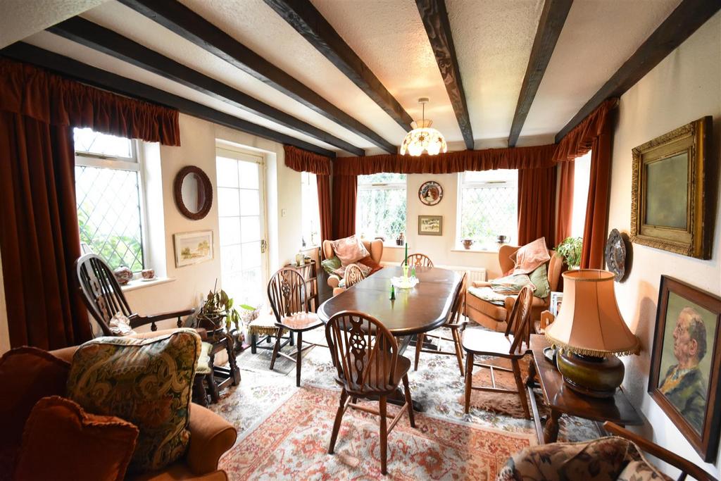 Dining extension