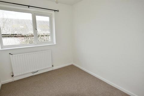 2 bedroom end of terrace house for sale, West Street Gardens, Stamford, Lincs