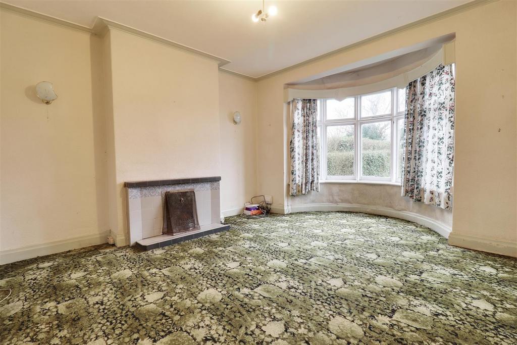 Carr Lane, Willerby, Hull 3 bed semidetached house for sale £250,000