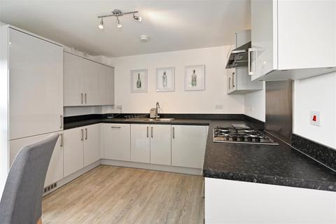 1 bedroom apartment for sale, Longacres Way, Chichester