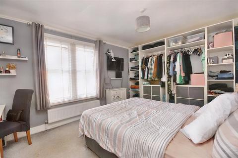 2 bedroom terraced house for sale, Hoad Road, Eastbourne
