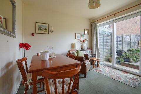 3 bedroom semi-detached house for sale, Sycamore Close, Stratford-Upon-Avon