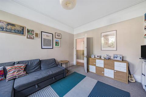 2 bedroom flat for sale, Marlborough Road, London N22