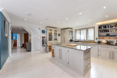 5 bedroom detached house for sale, Hollow Lane, Hayling Island
