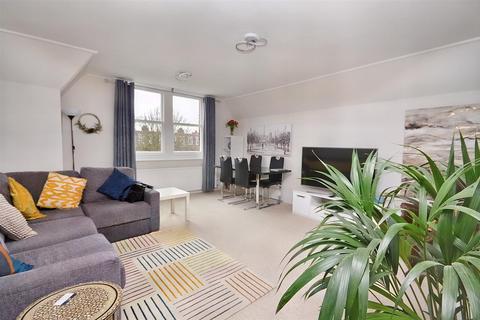 2 bedroom flat for sale, Devonshire Place, Eastbourne