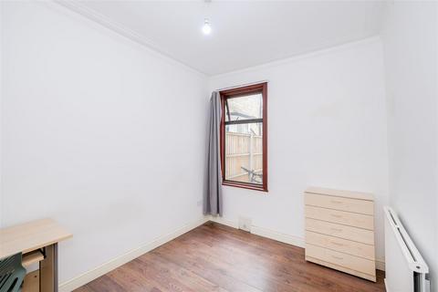 23 Claude Road, London, E10 6NG