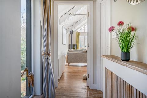 Driftwood Lodge Mill Hill, Stoke Gabriel, Totnes, TQ9 6RD