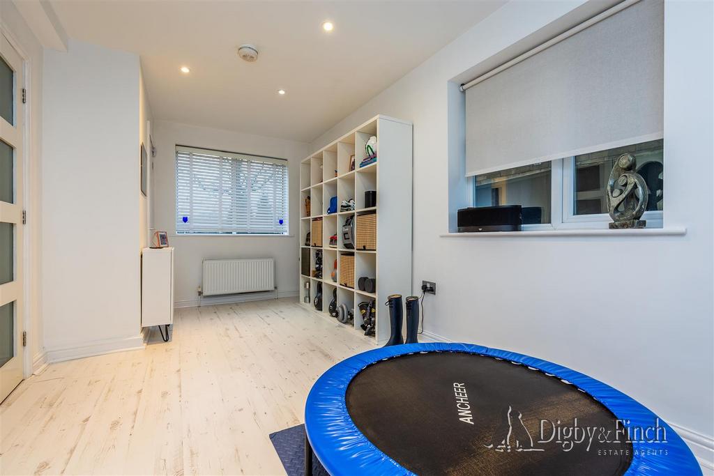 24 Little Casterton Road, PE9 1 BE-41watermarked.jp