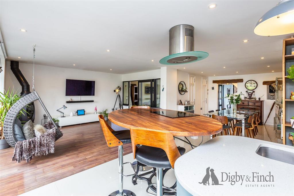 24 Little Casterton Road, PE9 1 BE-64watermarked.jp