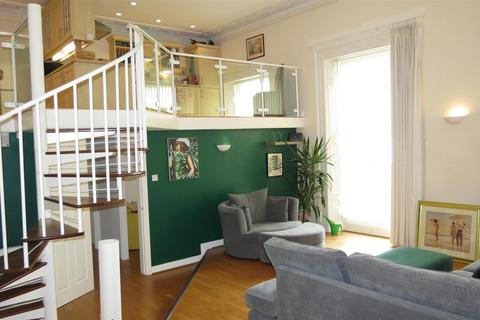 2 bedroom duplex for sale, Holyhead Road, Bicton, Shrewsbury