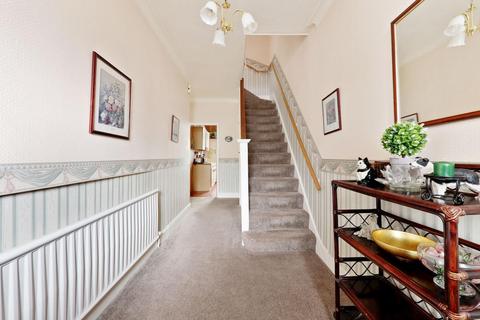 3 bedroom house for sale, Westbury Road, Penge, London, SE20