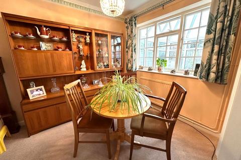 4a Crabb Tree Drive, Northampton, NN3 5DR