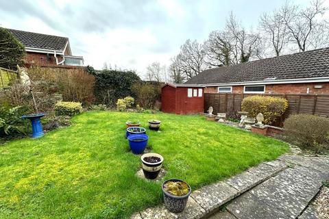 4a Crabb Tree Drive, Northampton, NN3 5DR
