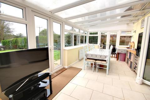 3 bedroom end of terrace house for sale, Woodview, Four Oaks, Newent