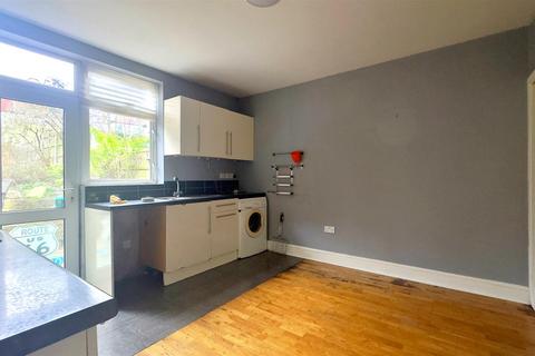 2 bedroom semi-detached house for sale - Wanstead Park Road, North Ilford, IG1 3TU