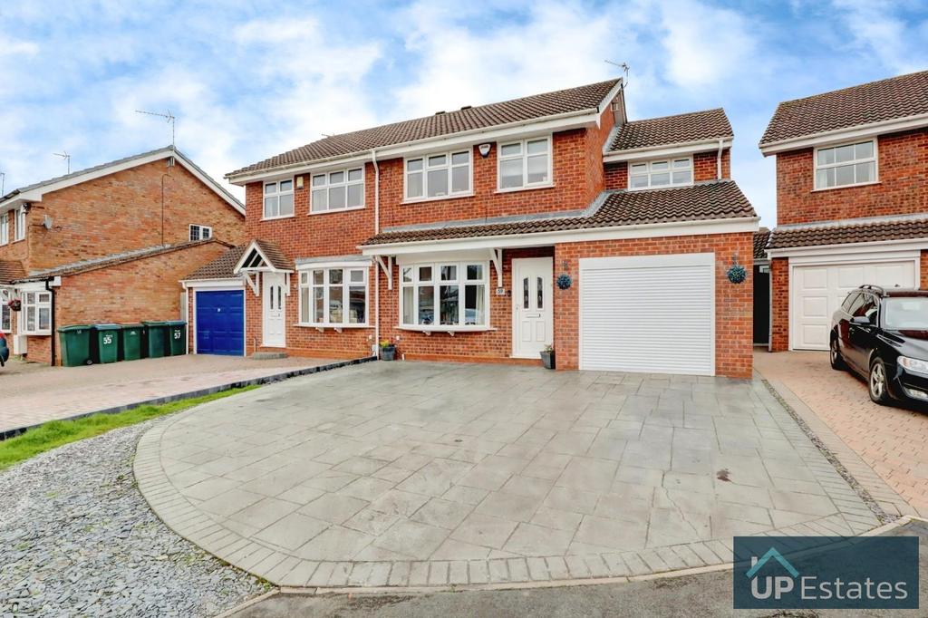 Appledore Drive, Allesley Green... 4 bed semidetached house £375,000