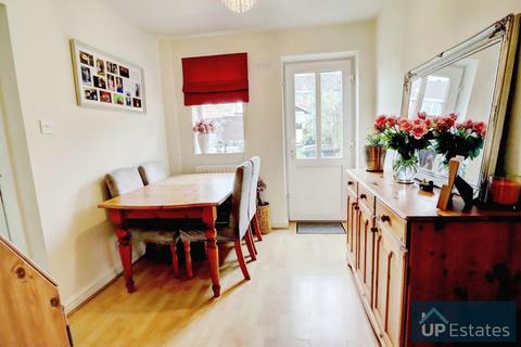 4 bedroom semi-detached house for sale, Appledore Drive, Allesley Green, Coventry