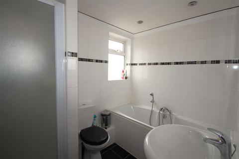 74 Manor Road, Upper Beeding, Steyning, BN44 3TJ