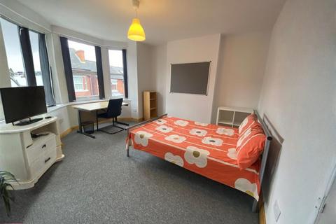 *£135pppw excluding bills* Kimbolton Avenue, Lenton